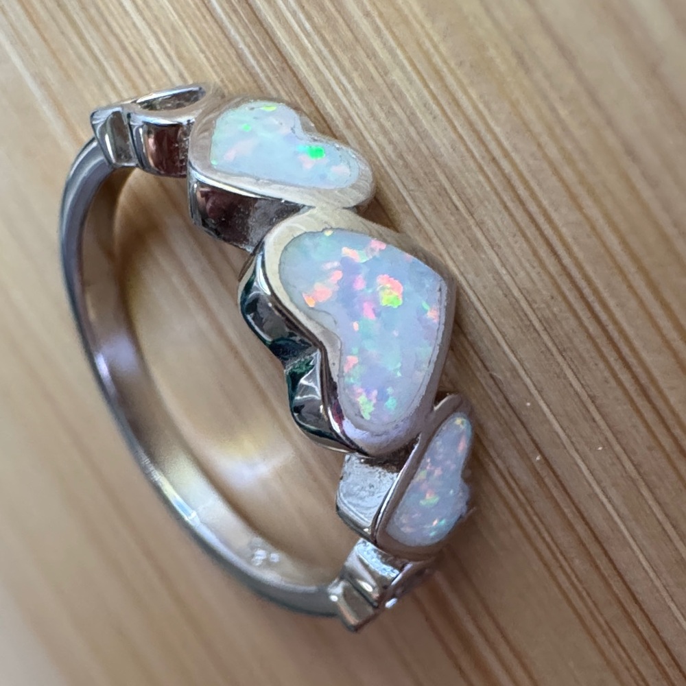 Silver Heart Opal Ring size 7 - Picture 2 of 7